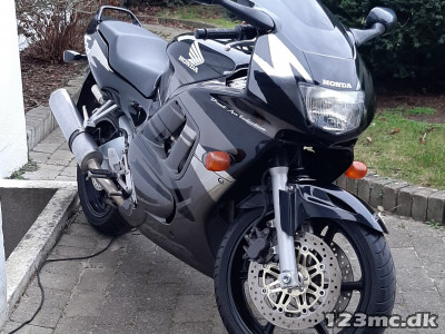 Honda CBR 600 F Sport