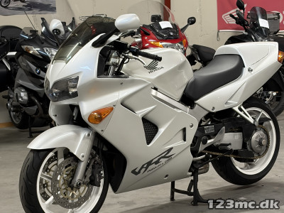 Honda VFR 800 F
