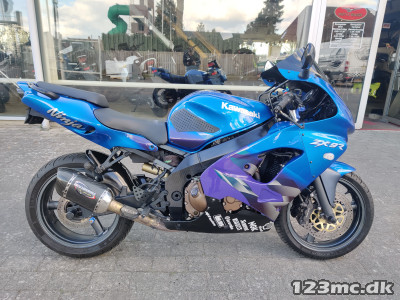 Kawasaki ZX9R
