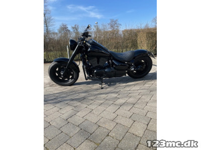 Suzuki VL 1500 Intruder Black Edition - Bygget hos Chop-Up