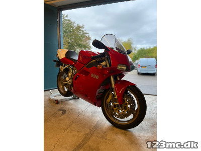 Ducati 996 Biposto