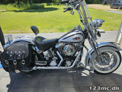 Harley-Davidson FLSTS Heritage Springer