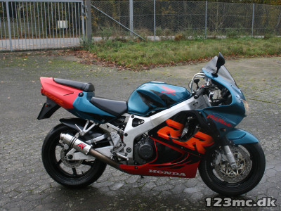Honda CBR 900 RR