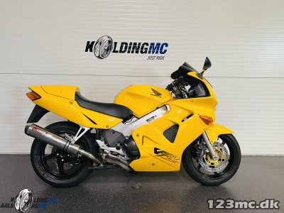 Honda VFR 800 F Honda VFR 800 F
