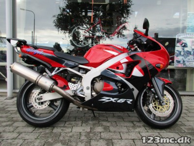 Kawasaki ZX6R