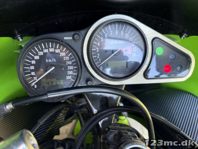Kawasaki ZX9R