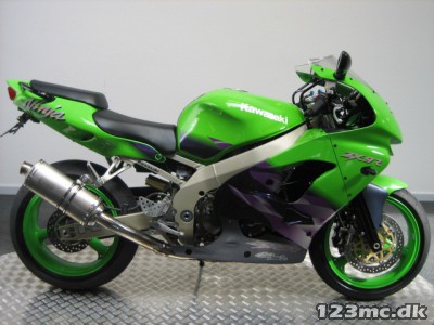 Kawasaki ZX9R