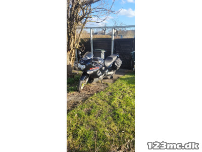 Suzuki GSX 600 F Suzuki GSX 600 F