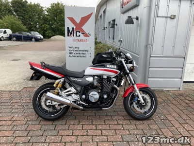 Yamaha XJR 1300