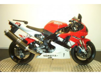 Yamaha YZF R1