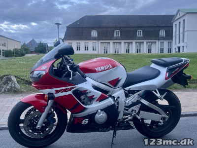 Yamaha YZF R6