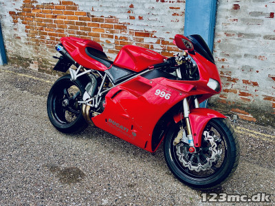 Ducati 996