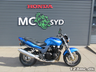 Kawasaki ZR-7 MC-SYD BYTTER GERNE