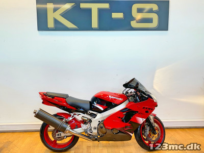 Kawasaki ZX9R