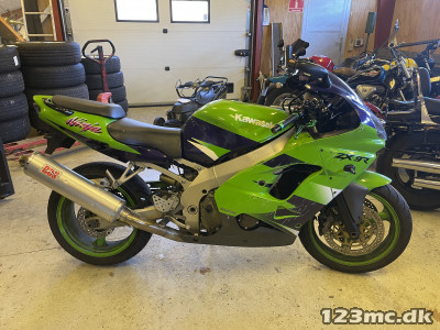 Kawasaki ZX9R