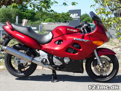 Suzuki GSX 750 F