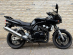 Yamaha FZS 600 Fazer Yamaha FZS 600 Fazer