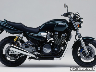 Yamaha XJR 1300
