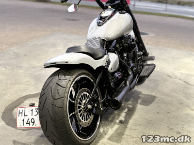 Yamaha XV 1600 Wild Star