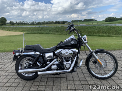 Harley-Davidson FXDWG Dyna Wide Glide HMC Motorcykler. Vi bytter gerne.