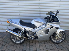 Honda VFR 800 F HMC Motorcykler. Vi bytter gerne. Honda VFR 800 F HMC Motorcykler. Vi bytter gerne.