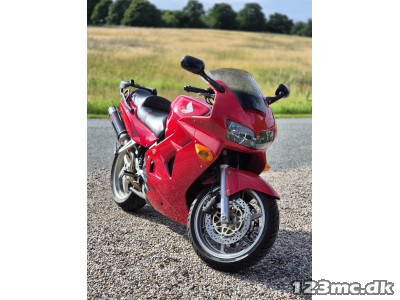 Honda VFR 800 F