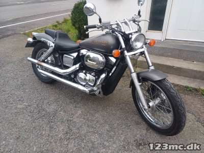 Honda VT 750 Black Widow cruiser