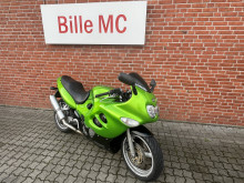 Suzuki GSX 600 F