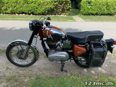 Royal Enfield Bullet 500