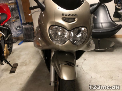 Suzuki GSX 750 F