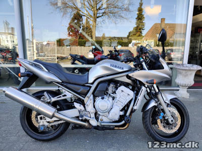 Yamaha FZS 1000 Fazer