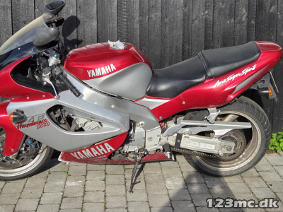 Yamaha YZF 1000 R Sport