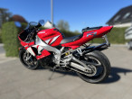 2002 Yamaha YZF R1