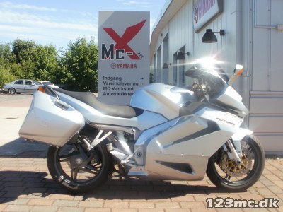 Aprilia RST 1000 Futura