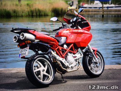 Ducati Multistrada 1000 DS