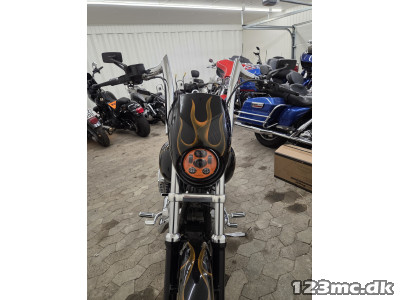 Harley-Davidson FXD Dyna Super Glide