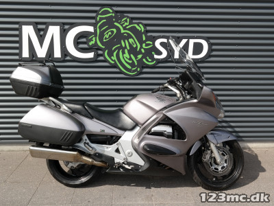 Honda ST 1300 Pan European MC-SYD       BYTTER GERNE