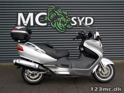 Suzuki AN 650 Burgman MC-SYD       BYTTER GERNE