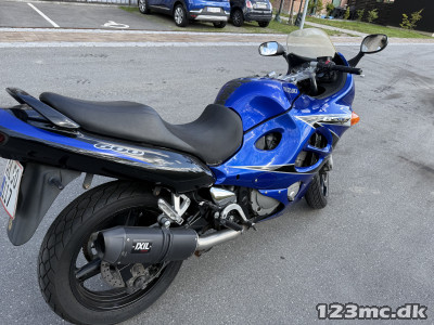 Suzuki GSX 600 F Sportstour