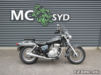 Suzuki GZ 250 Marauder