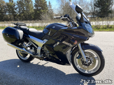 Yamaha FJR 1300