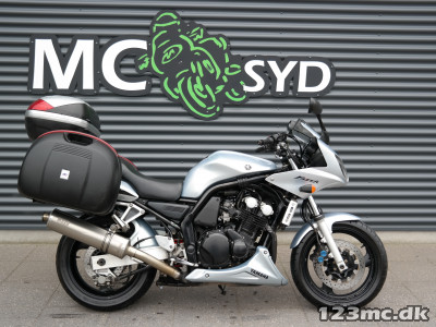 Yamaha FZS 600 Fazer ENGROS/UDEN KLARGØRING
