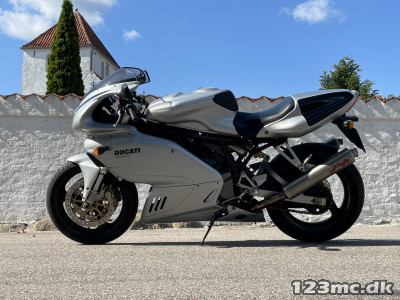 Ducati 800 Super Sport