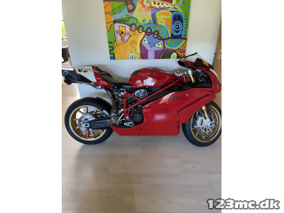 Ducati 999 R