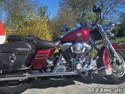 Harley-Davidson FLHRSI Road King Custom Tour