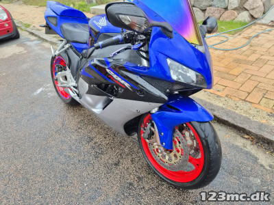 Honda CBR 1000 RR Fireblade