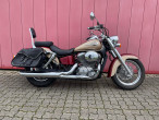 2004 Honda VT 750 C
