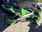 2004 Kawasaki ZX9R
