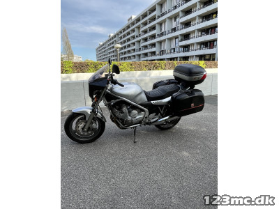 Yamaha XJ 600 N