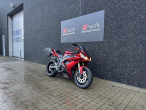 2004 Yamaha YZF R1